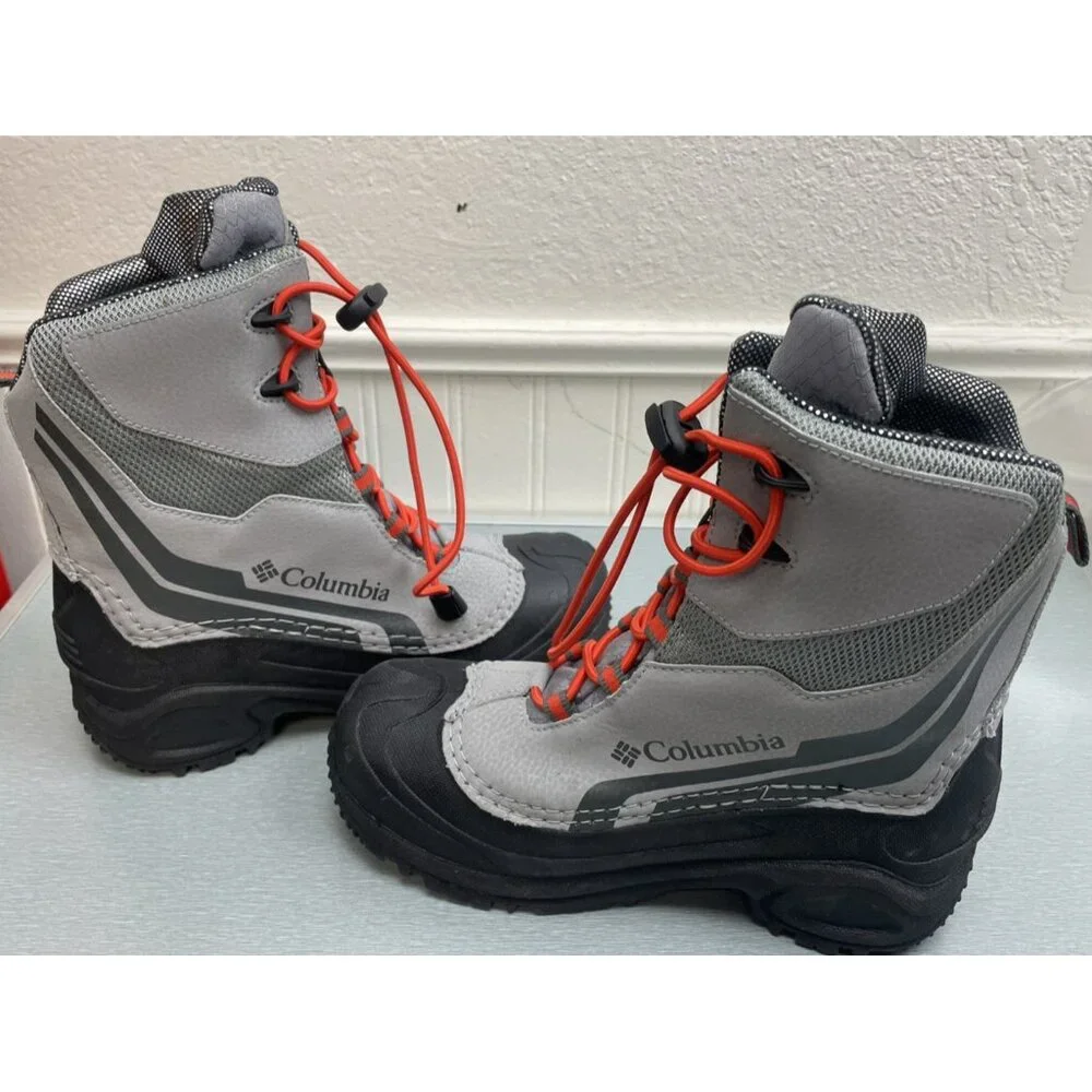 YOUTH COLUMBIA Winter Snow Bugaboot 400 Grams Waterproof Omni-Heat size 4